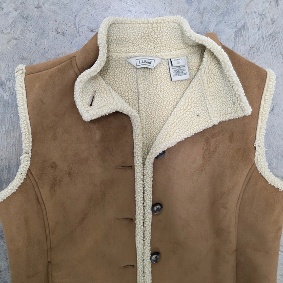 Vintage LL Bean Womens L Tan Suede Sherpa Lined Vest Snap Front Collar Classic - Picture 2 of 6